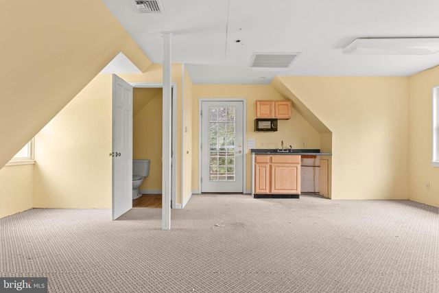 846 MAPLEWOOD RD, Wayne, PA 19087