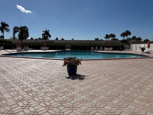 2688 Dudley Drive E B, West Palm Beach, FL 33415