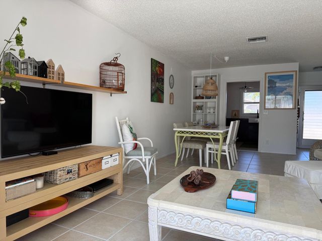 2688 Dudley Drive E B, West Palm Beach, FL 33415