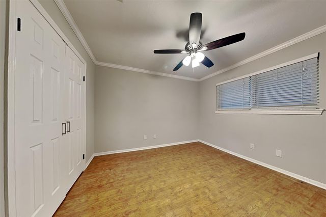15318 Sterling Lake Drive, Houston, TX 77095