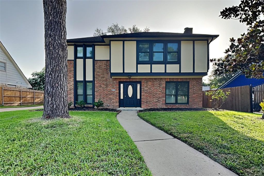 15318 Sterling Lake Drive, Houston, TX 77095