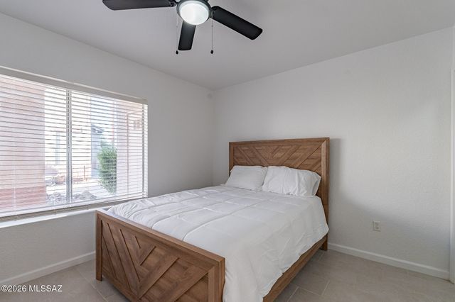 1564 N Paseo La Tinaja, Green Valley, AZ 85614