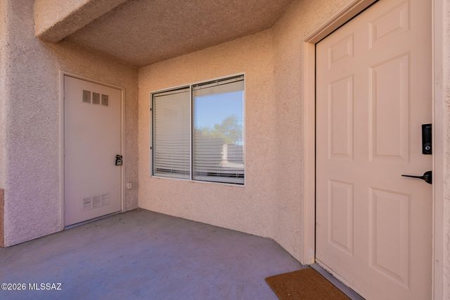 1564 N Paseo La Tinaja, Green Valley, AZ 85614