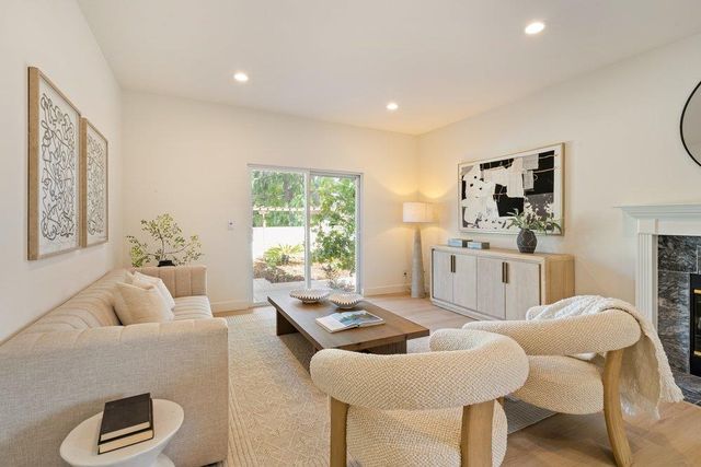10496 S Stelling Road, Cupertino, CA 95014