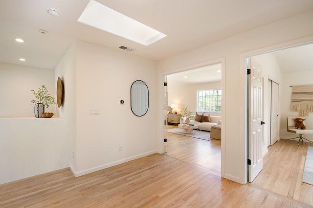 10496 S Stelling Road, Cupertino, CA 95014
