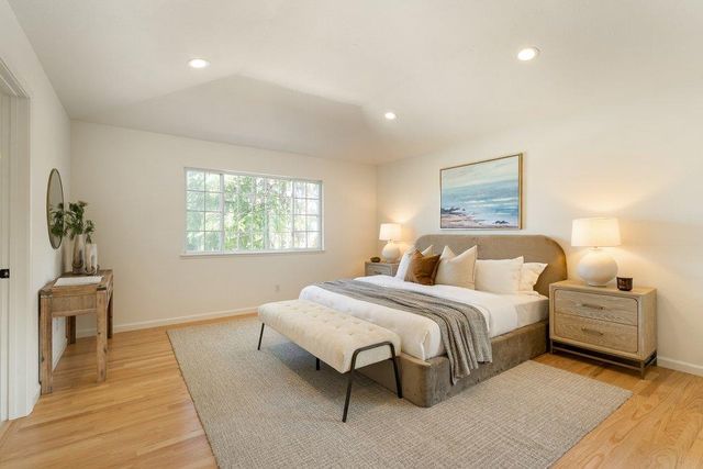 10496 S Stelling Road, Cupertino, CA 95014