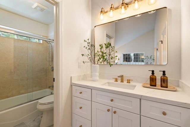 10496 S Stelling Road, Cupertino, CA 95014