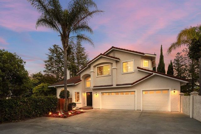 10496 S Stelling Road, Cupertino, CA 95014