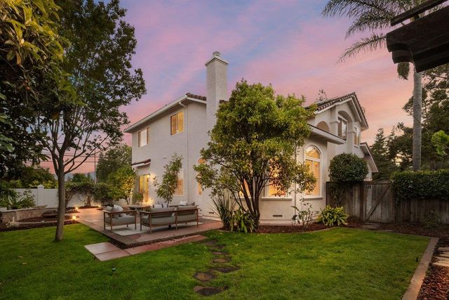 10496 S Stelling Road, Cupertino, CA 95014