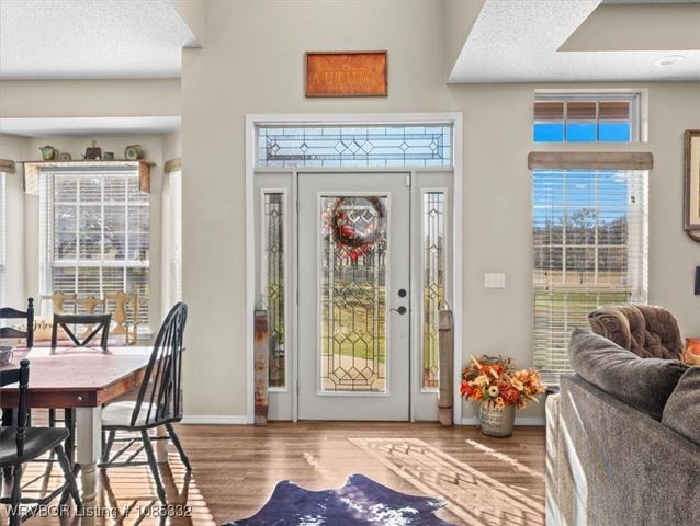 15562 State Highway 83, Howe, OK 74940