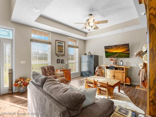 15562 State Highway 83, Howe, OK 74940