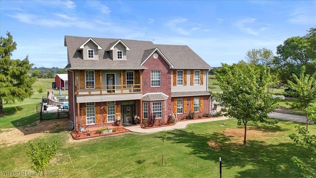 15562 State Highway 83, Howe, OK 74940