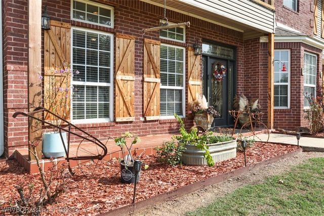 15562 State Highway 83, Howe, OK 74940