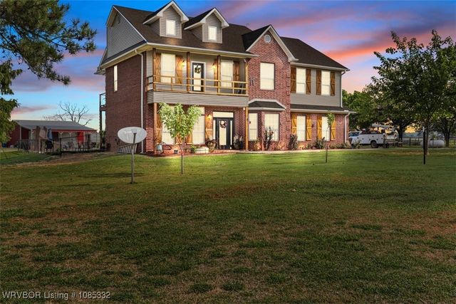 15562 State Highway 83, Howe, OK 74940