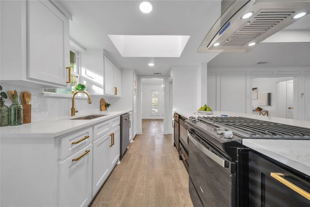 3217 Oak Hill Drive, Garland, TX 75043