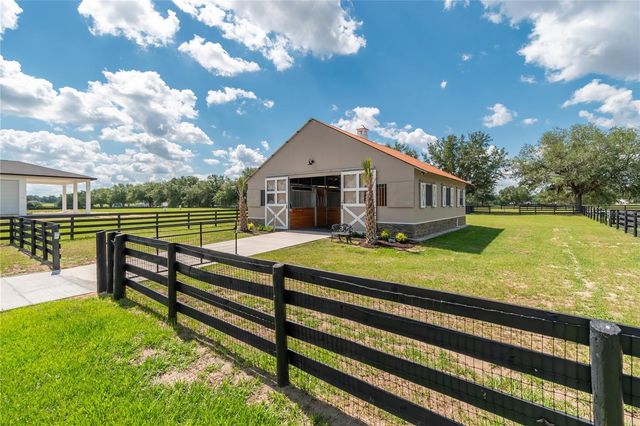 6957 NW 54TH LOOP, Ocala, FL 34482