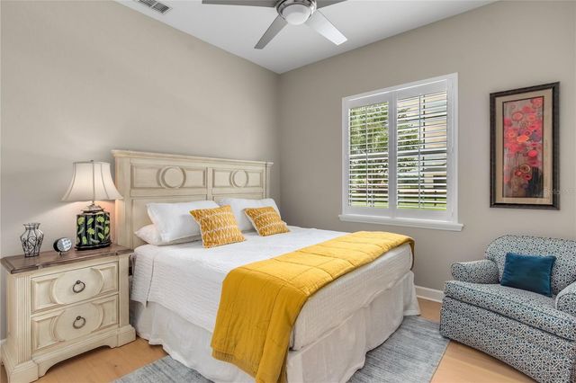 6957 NW 54TH LOOP, Ocala, FL 34482