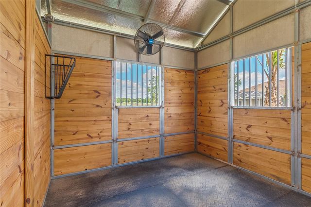6957 NW 54TH LOOP, Ocala, FL 34482