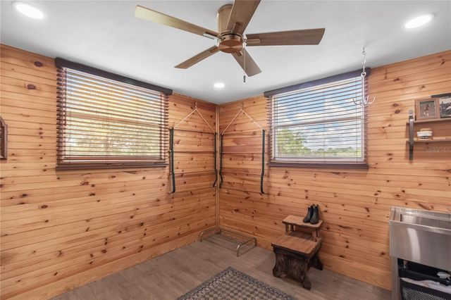 6957 NW 54TH LOOP, Ocala, FL 34482