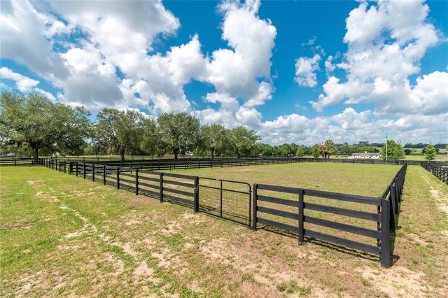 6957 NW 54TH LOOP, Ocala, FL 34482