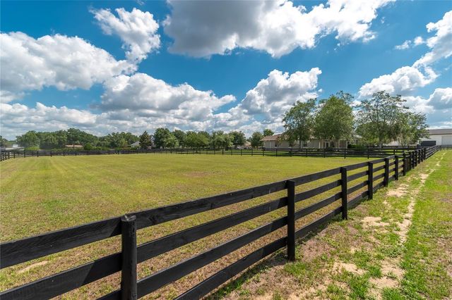 6957 NW 54TH LOOP, Ocala, FL 34482
