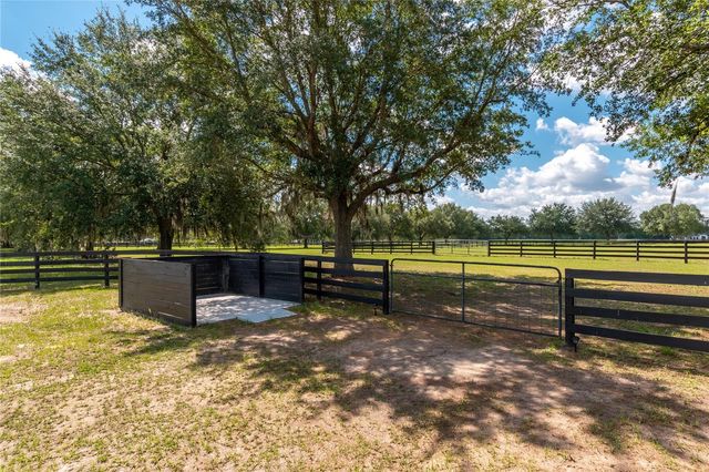 6957 NW 54TH LOOP, Ocala, FL 34482