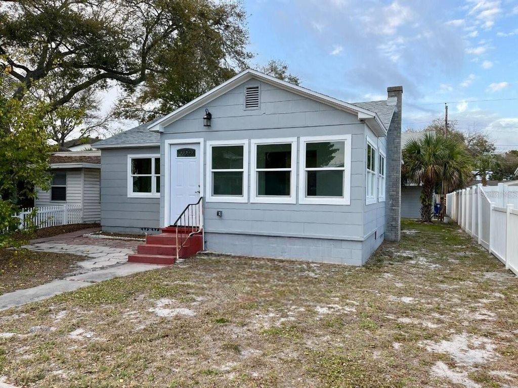 3823 2ND AVENUE N, St Petersburg, FL 33713