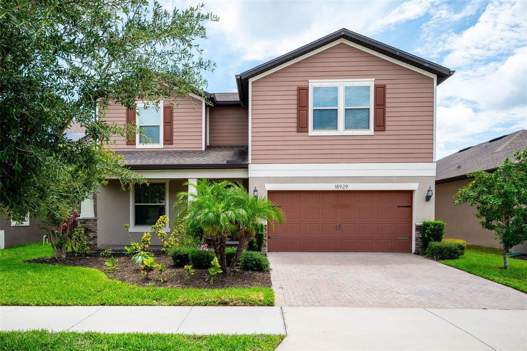 18929 BIRCHWOOD GROVES DRIVE, Lutz, FL 33558