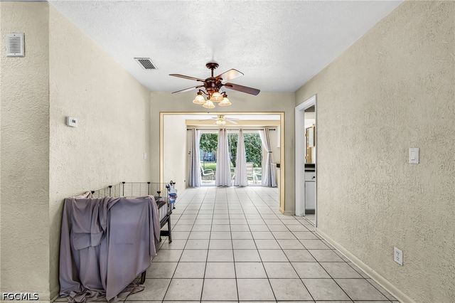 4033 Country Club BLVD, Cape Coral, FL 33904