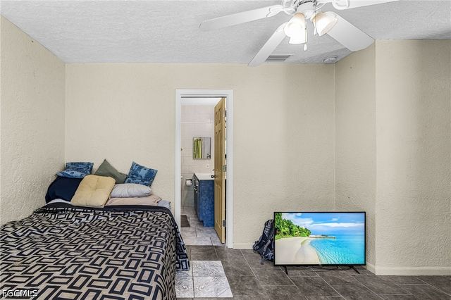 4033 Country Club BLVD, Cape Coral, FL 33904