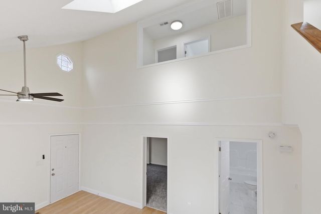 109 HILLTOP CT, Cross Junction, VA 22625