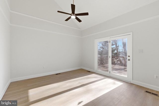 109 HILLTOP CT, Cross Junction, VA 22625