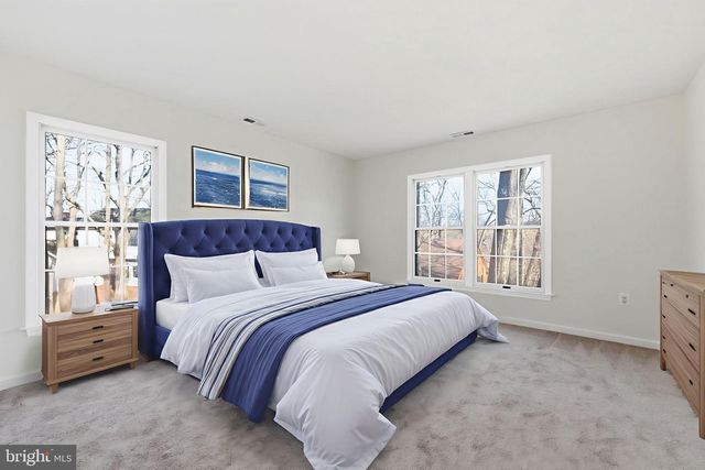 109 HILLTOP CT, Cross Junction, VA 22625