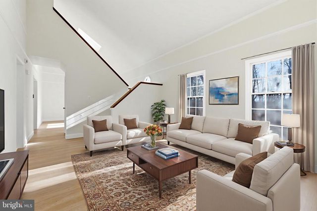 109 HILLTOP CT, Cross Junction, VA 22625