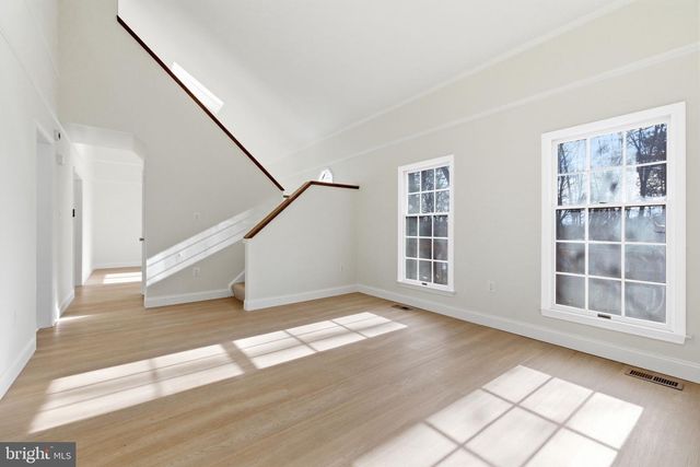 109 HILLTOP CT, Cross Junction, VA 22625