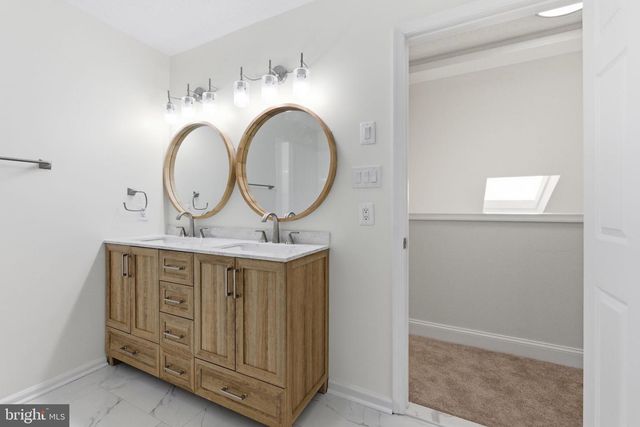 109 HILLTOP CT, Cross Junction, VA 22625