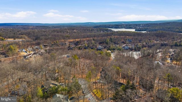 109 HILLTOP CT, Cross Junction, VA 22625