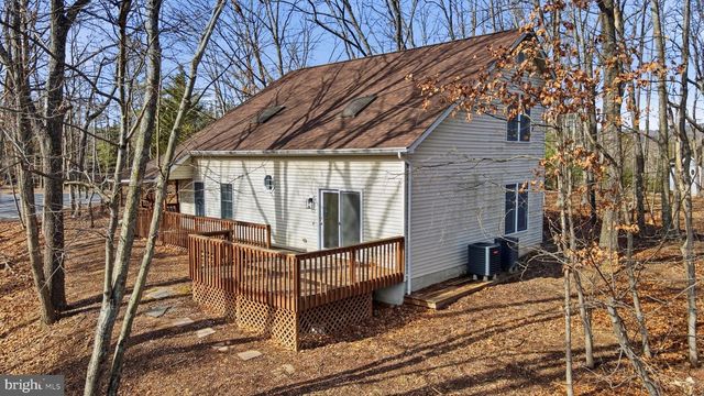 109 HILLTOP CT, Cross Junction, VA 22625