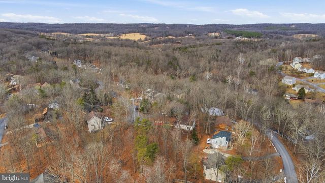 109 HILLTOP CT, Cross Junction, VA 22625