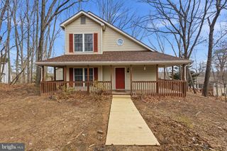 109 HILLTOP CT, Cross Junction, VA 22625