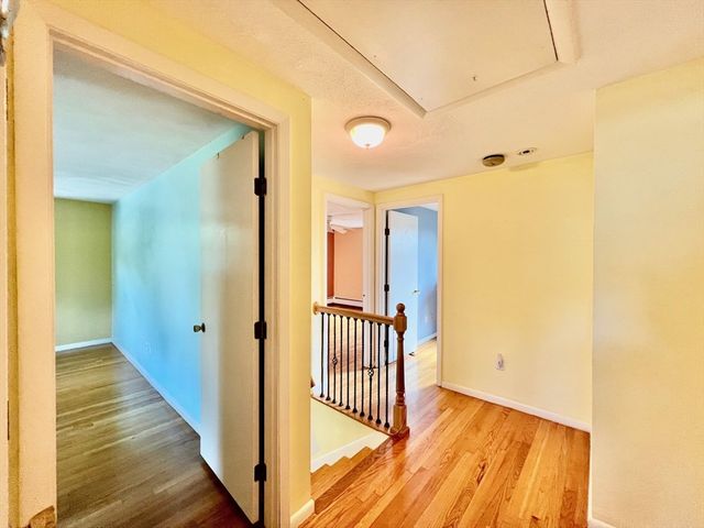 7-9 Stephanie Circle 7, Woburn, MA 01801