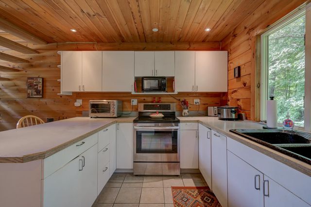 5 Wildflower Lane, Bartlett, NH 03812