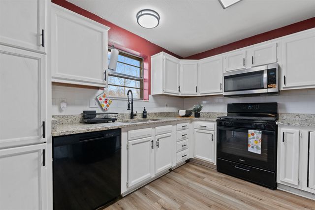 7 Creekridge Circle, Sherwood, AR 72120