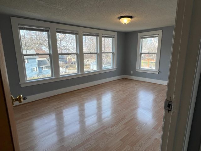 780 Dodd Road, West Saint Paul, MN 55118