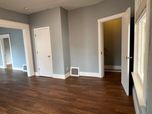 780 Dodd Road, West Saint Paul, MN 55118