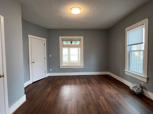 780 Dodd Road, West Saint Paul, MN 55118