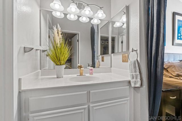 17161 Alva 936, San Diego, CA 92127