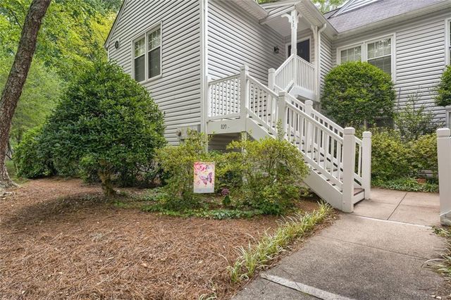 820 Cannon Run, Marietta, GA 30064
