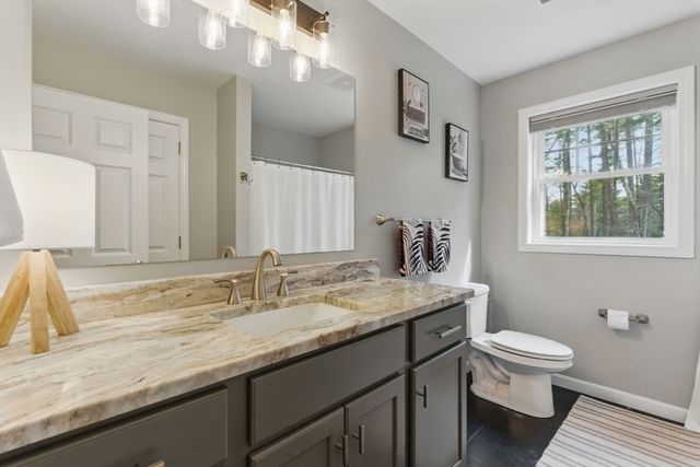 6 Happy Acres Lane, East Longmeadow, MA 01028