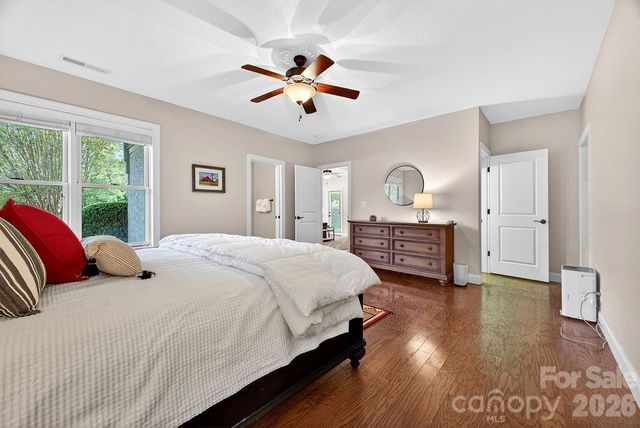 24 Triple Fairways Drive, Hendersonville, NC 28739